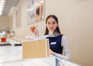 店員イメージ